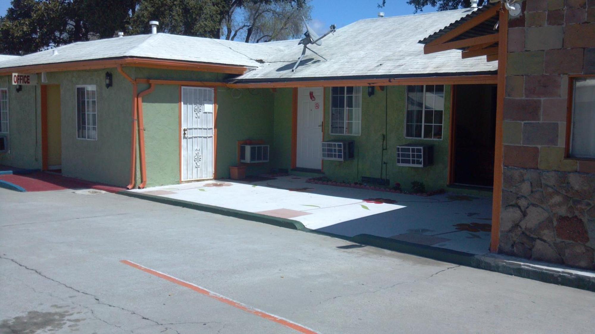 Travel Eagle Inn Motel Long Beach Exterior photo